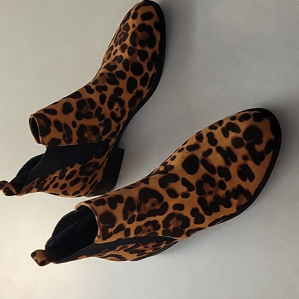 Fashion Boots Sz 8
